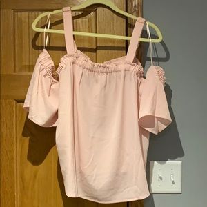 2/$15 Candies open shoulder beautiful pink top